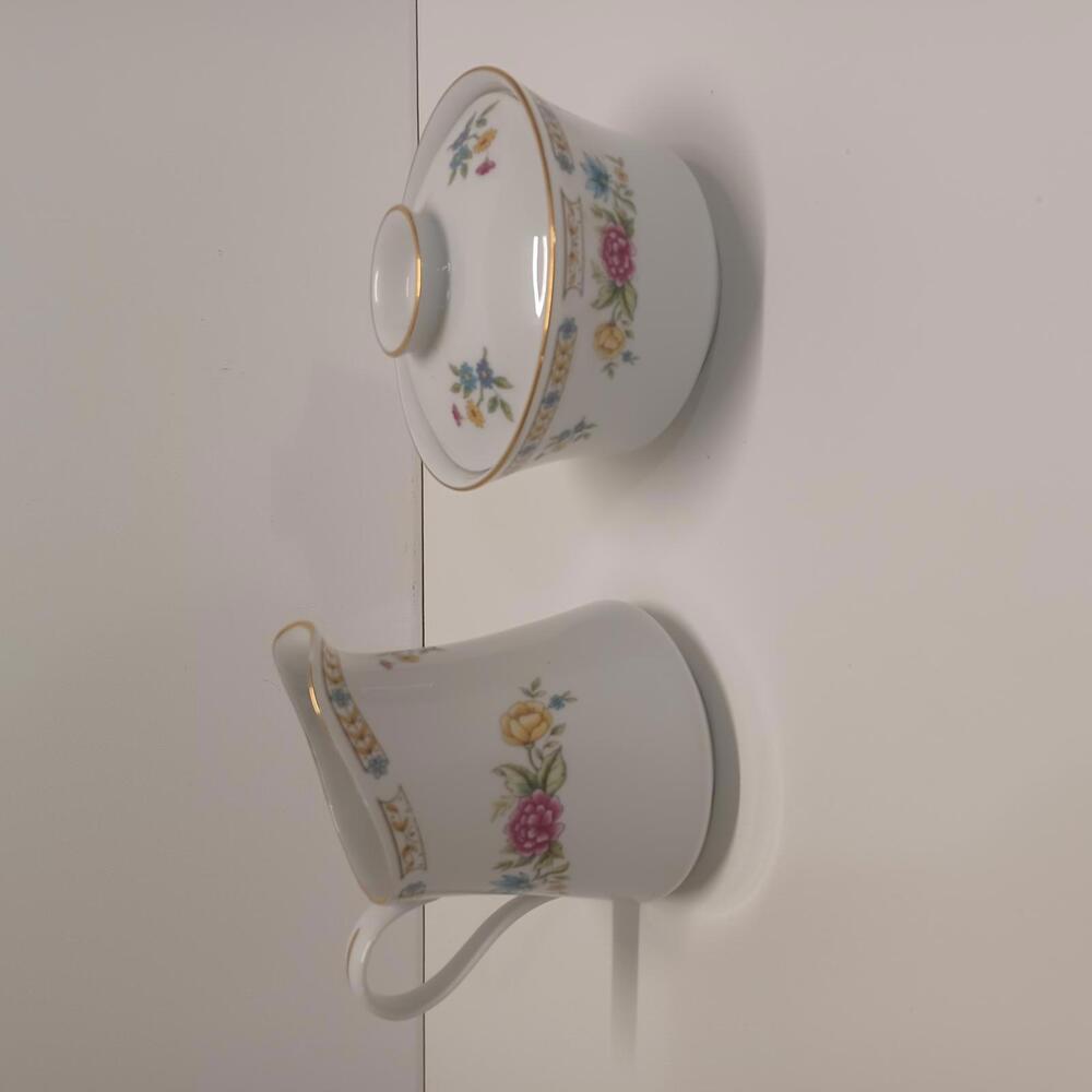 Liling‎ Fine China Creamer and Sugar Bowl Set with Floral Design